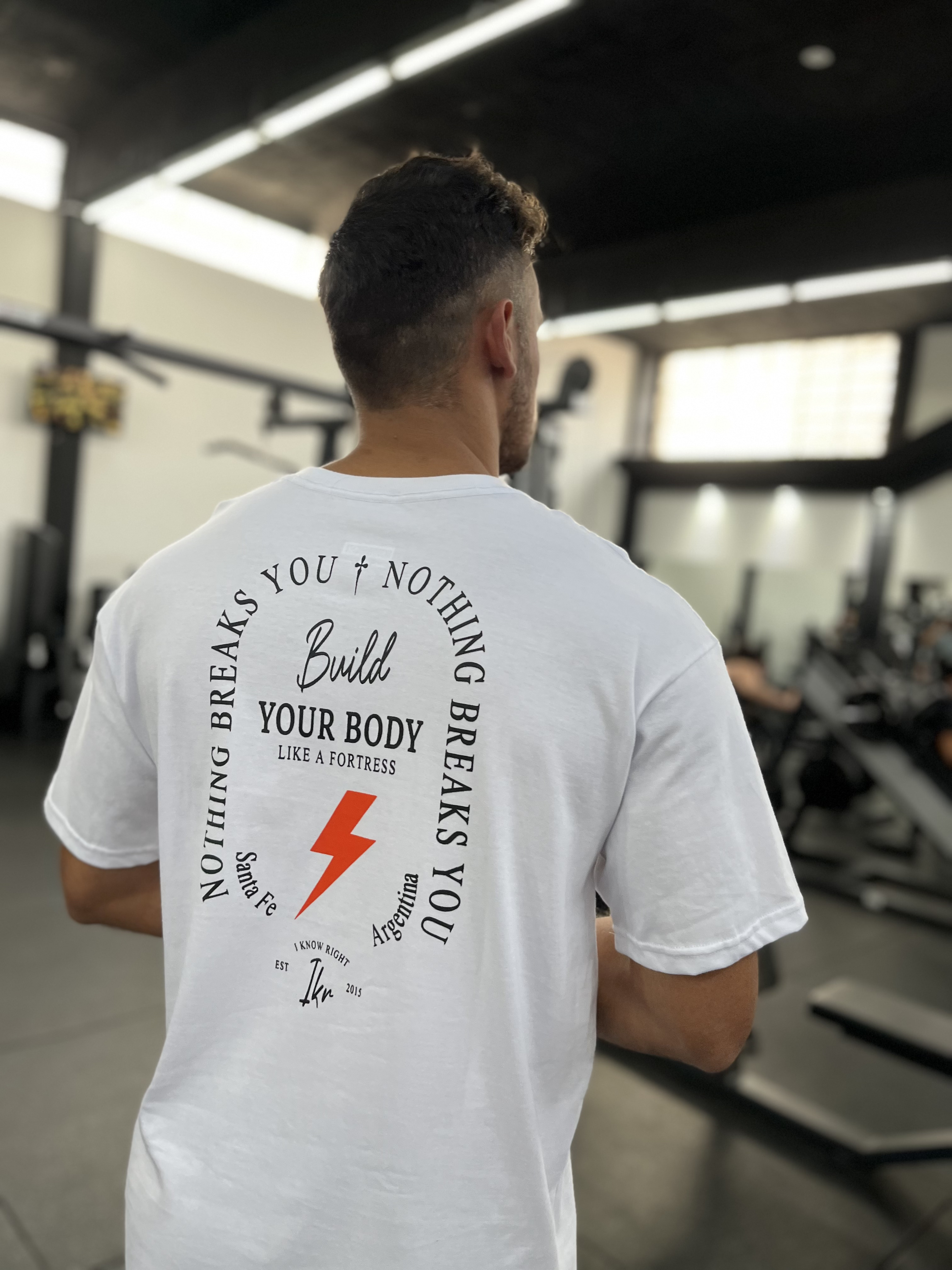 REMERA OVERSIZE IKR FORTRESS