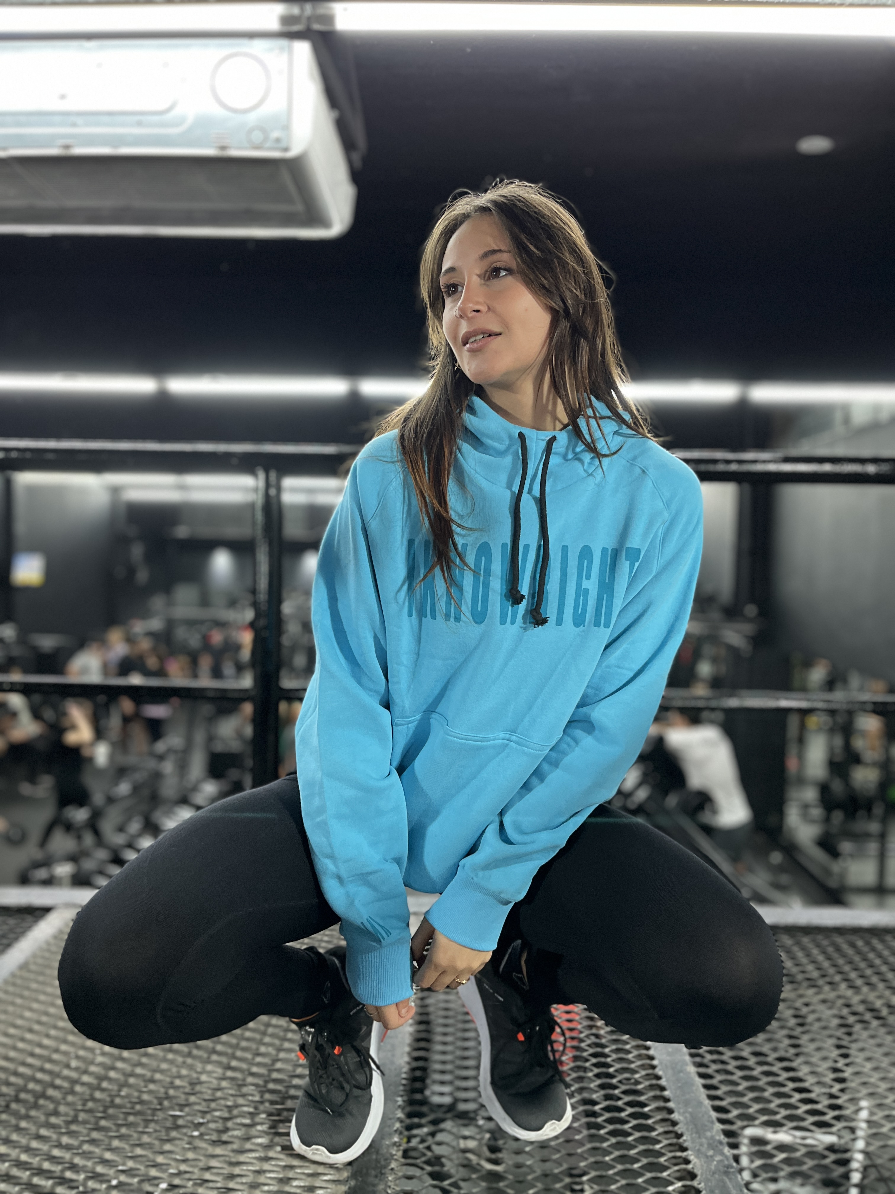 BUZO CANGURO OVERSIZE IKR