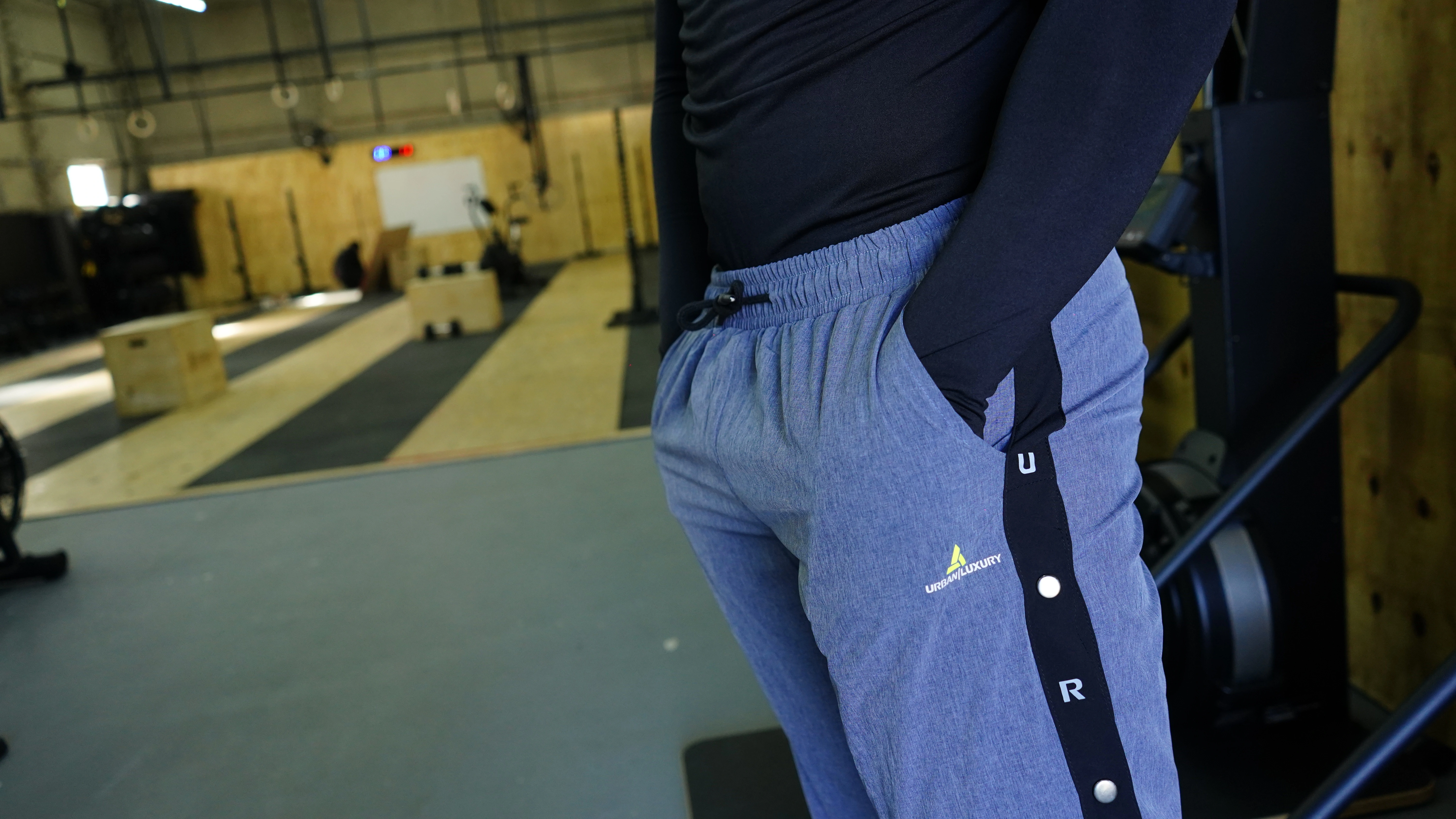 PANTALON URBAN LUXURY CON BOTONES